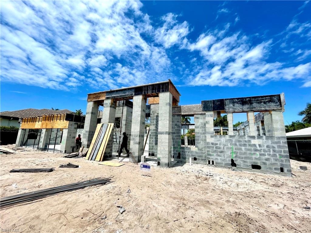 PARK SHORE - Residential