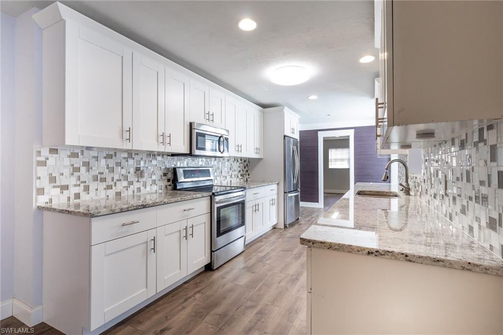 GOLDEN GATE ESTATES - Residential