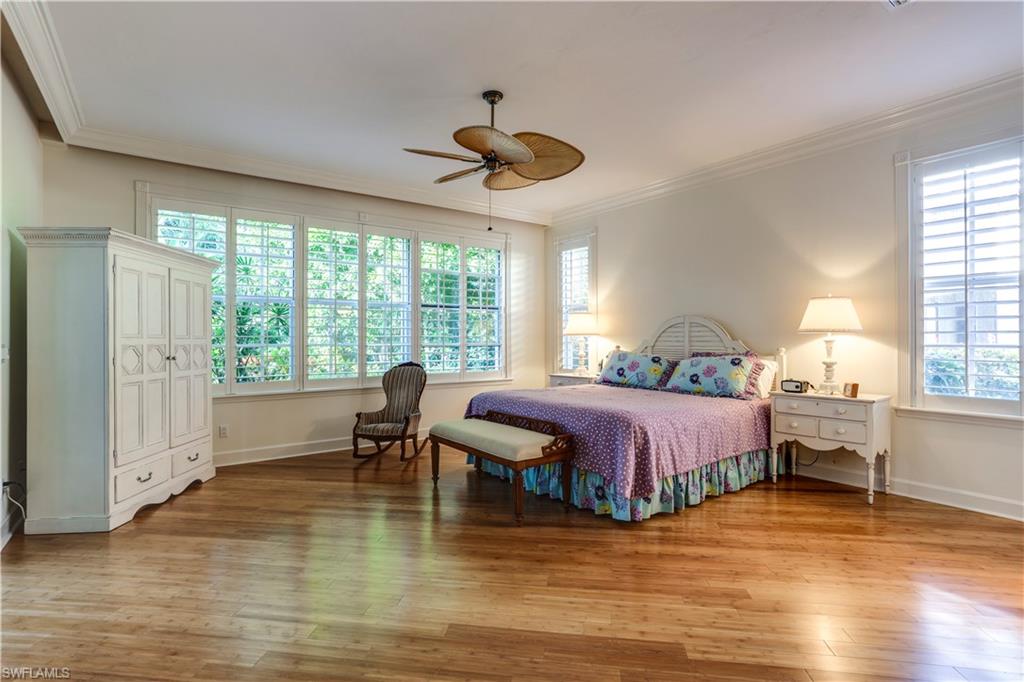 BARRINGTON AT PELICAN BAY - Residential