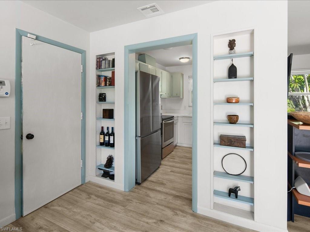 PINE RIDGE - Residential