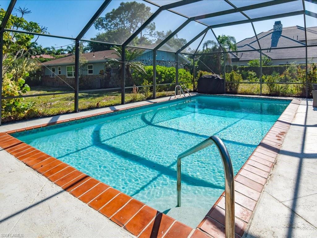 PINE RIDGE - Residential