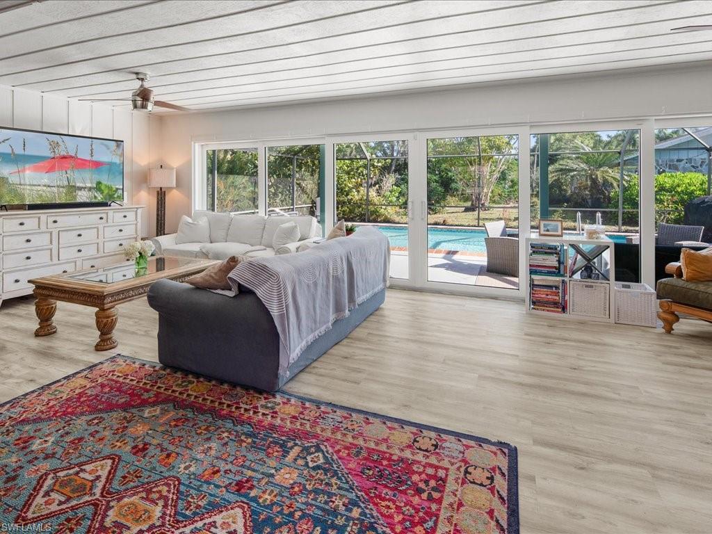 PINE RIDGE - Residential