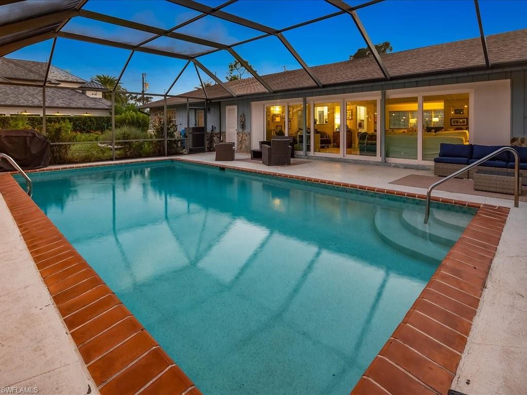 PINE RIDGE - Residential