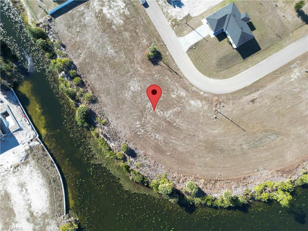 CAPE CORAL - Land