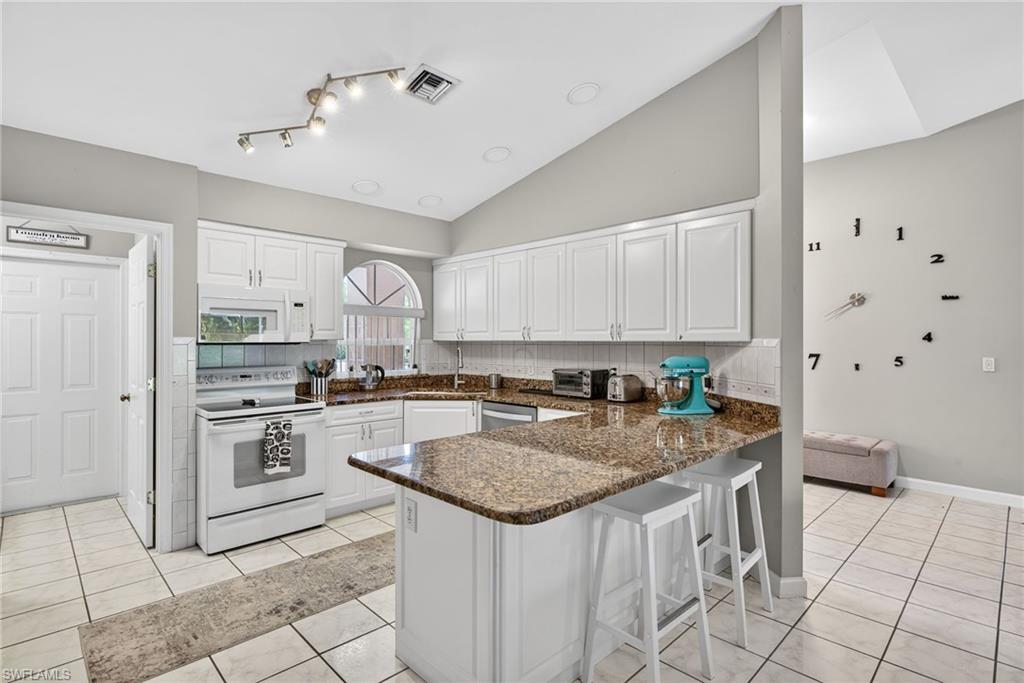 HERITAGE PINES - Residential