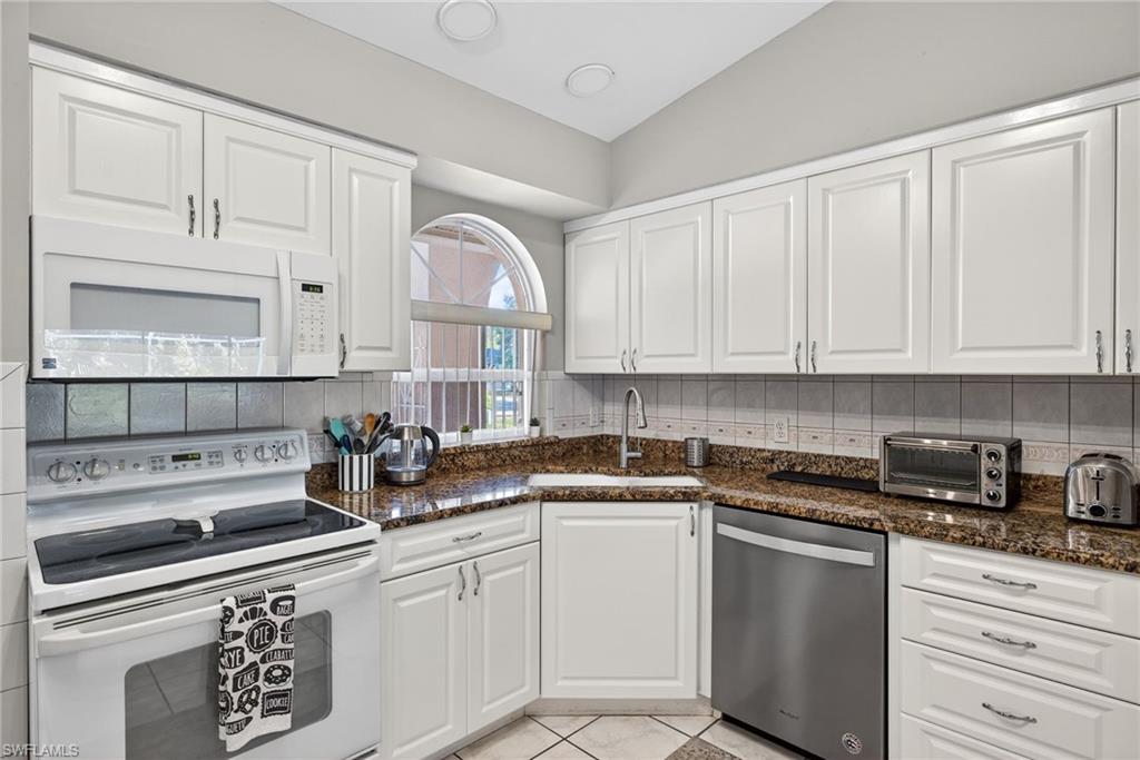 HERITAGE PINES - Residential