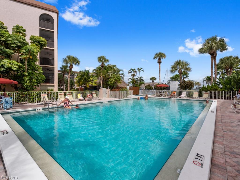 ANGLERS COVE - Residential