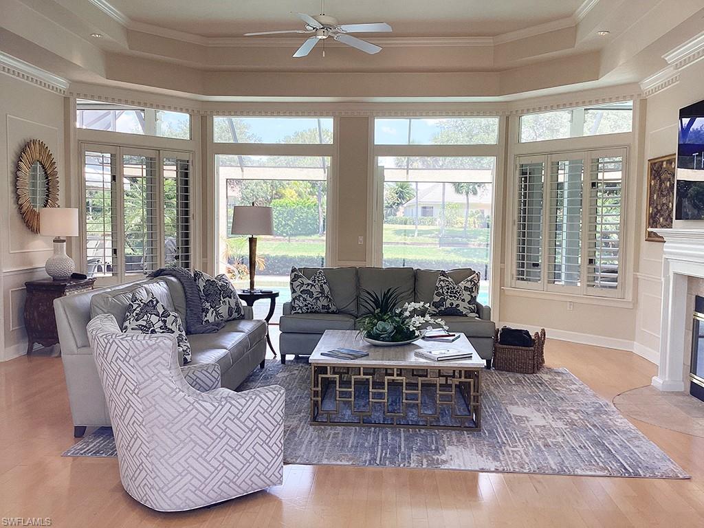 BARRINGTON AT PELICAN BAY - Residential