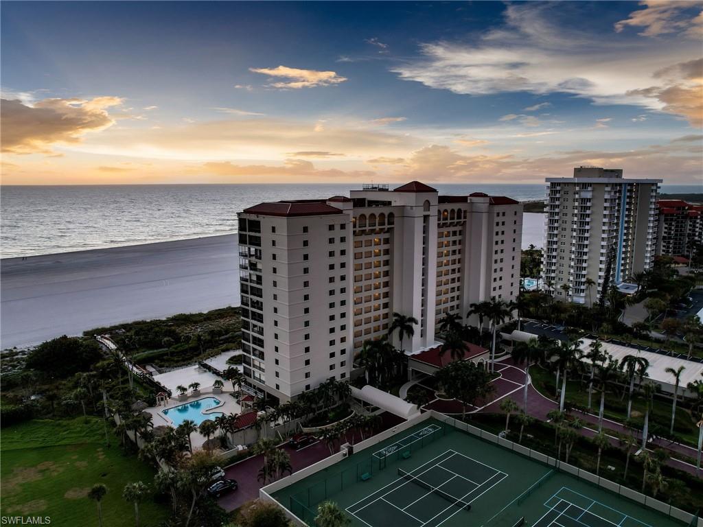 CRESCENT BEACH - Residential