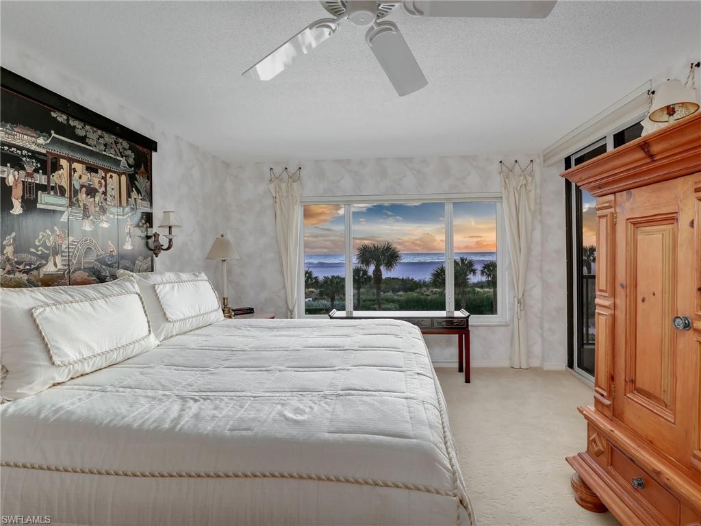 CRESCENT BEACH - Residential