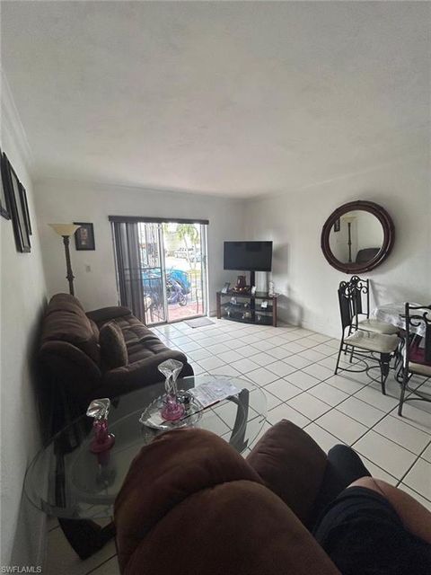 1225 W 35th ST 14A HIALEAH FL 33012