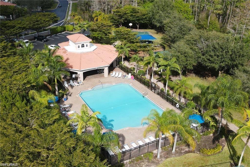 COLONNADE AT FORUM - Residential