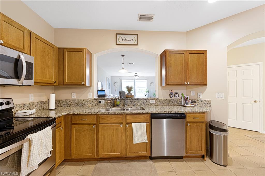 COLONNADE AT FORUM - Residential