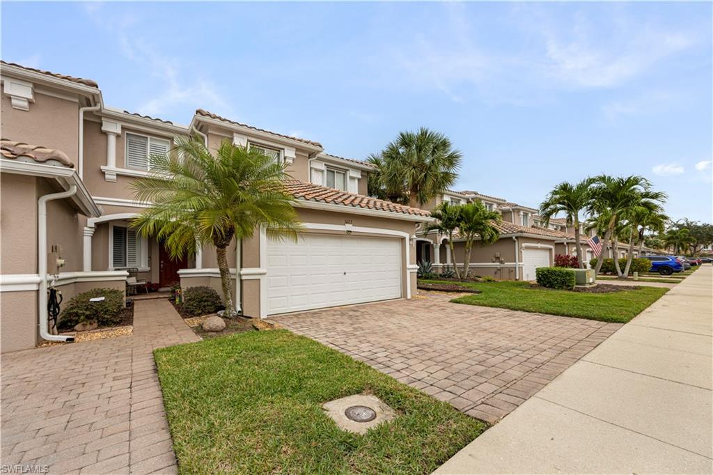COLONNADE AT FORUM - Residential