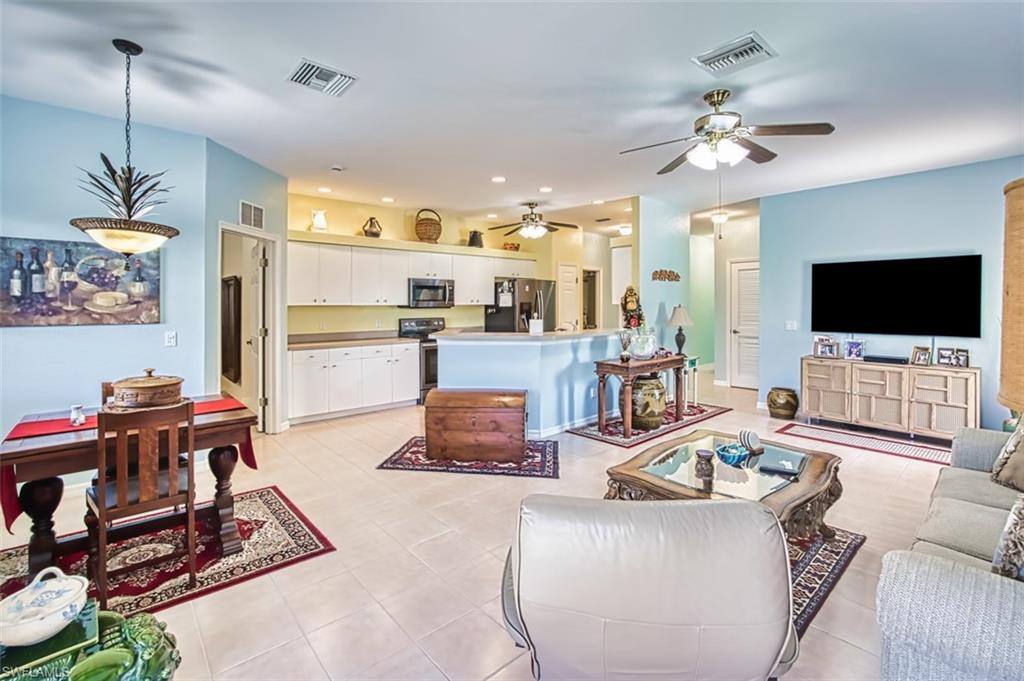 KINGS GREEN - Residential