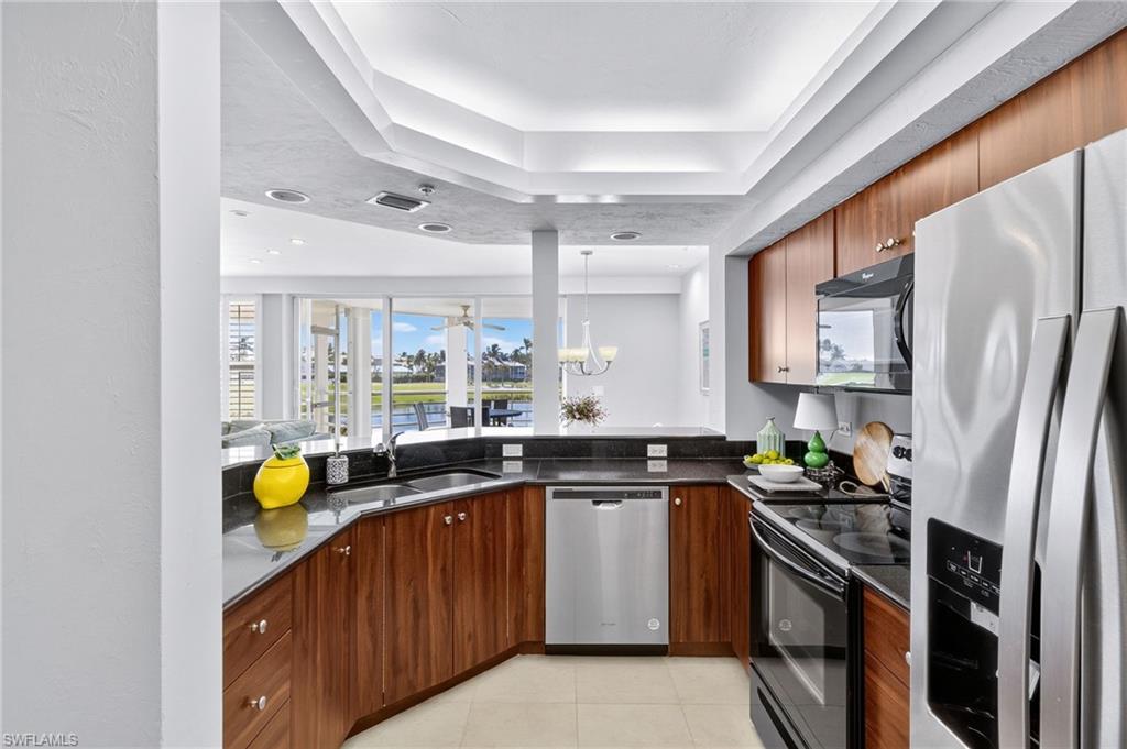 LANDS ENDS VILLAGE CONDO - Residential