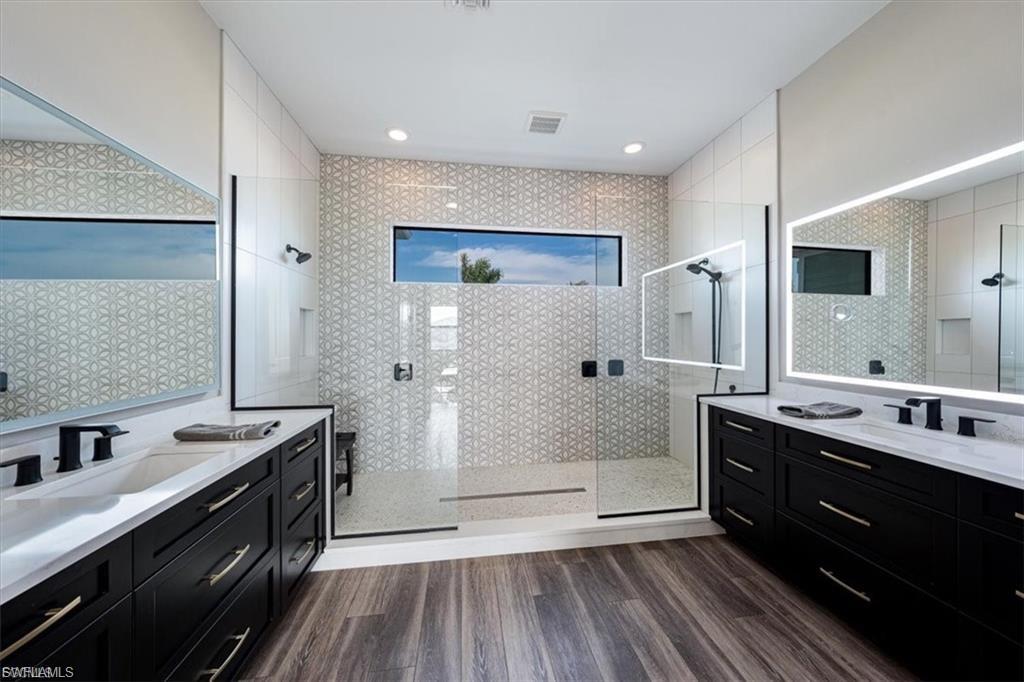 BONITA BEACH - Residential