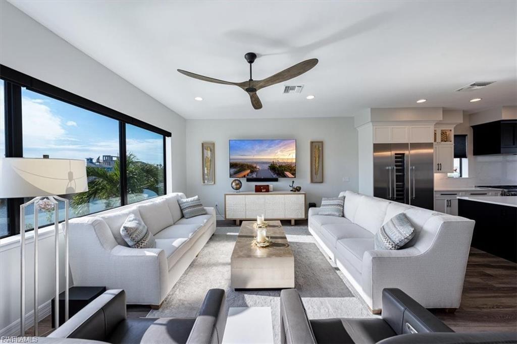 BONITA BEACH - Residential