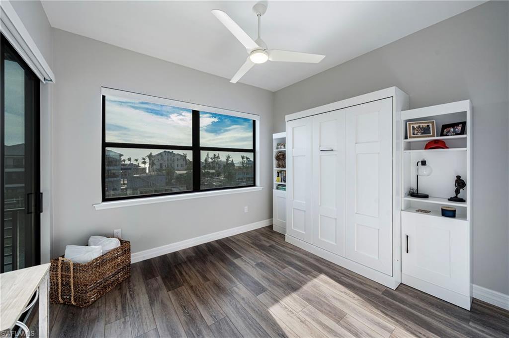 BONITA BEACH - Residential