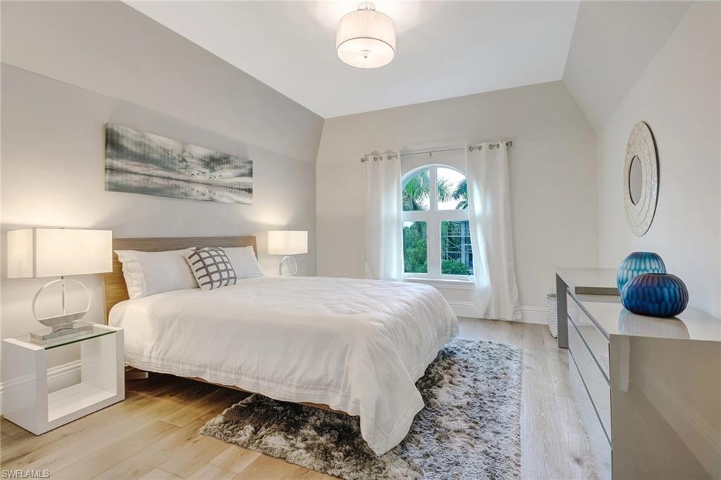 OLDE NAPLES - Residential