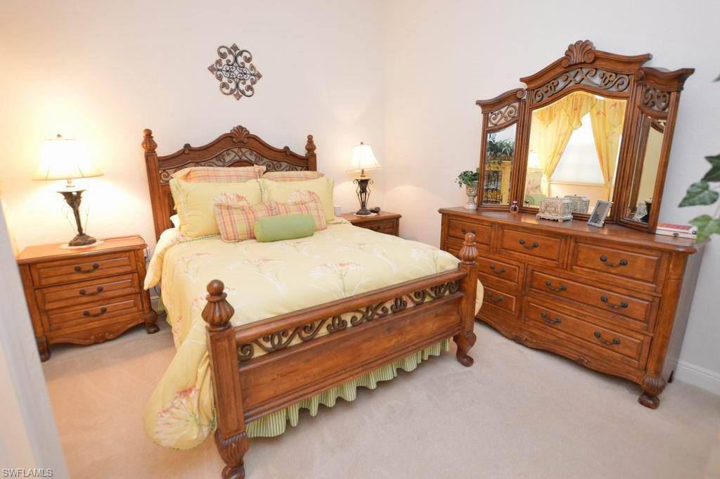 LAGUNA - Residential Lease