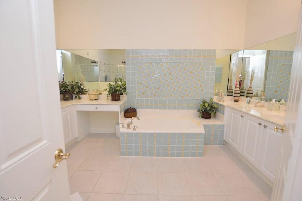 LAGUNA - Residential Lease