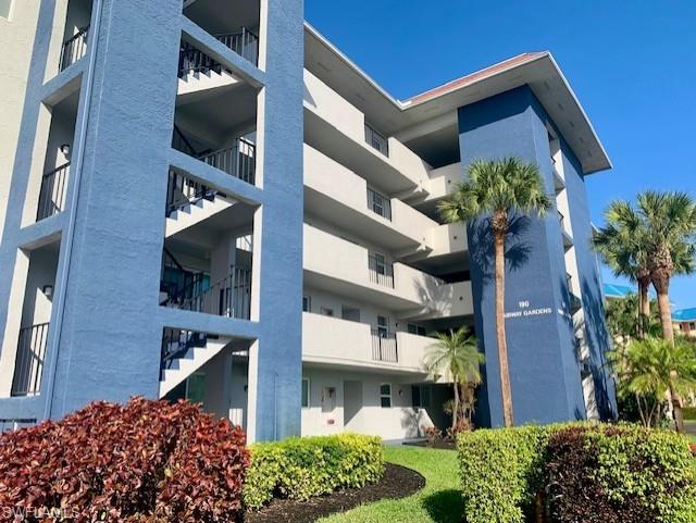 FAIRWAY GARDENS - Residential Lease