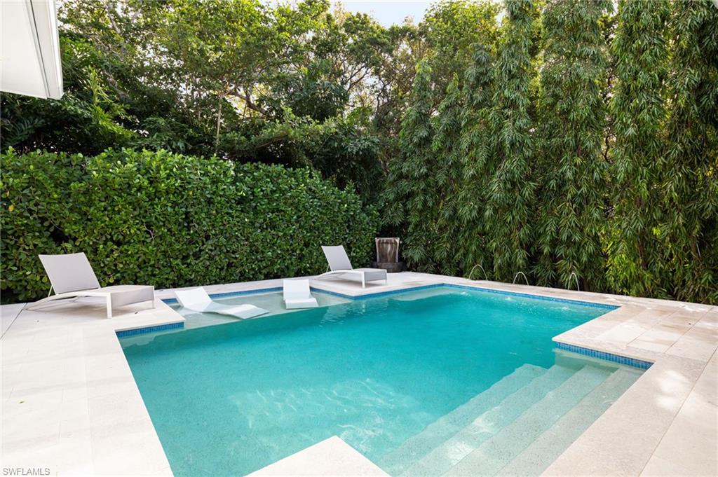 LAKE PARK - Residential