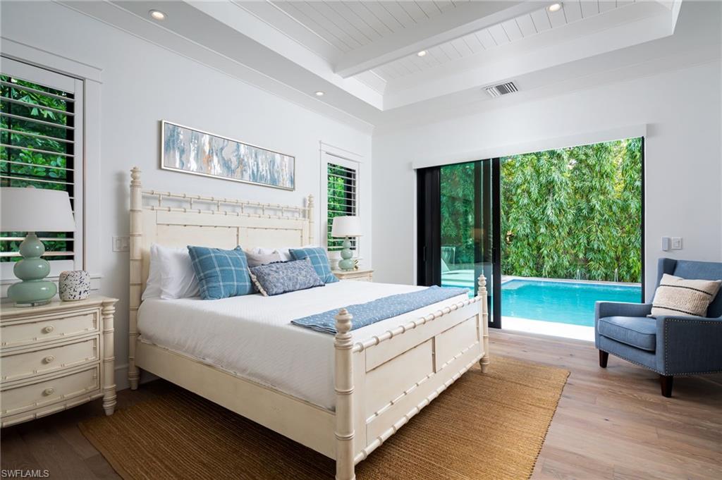 LAKE PARK - Residential