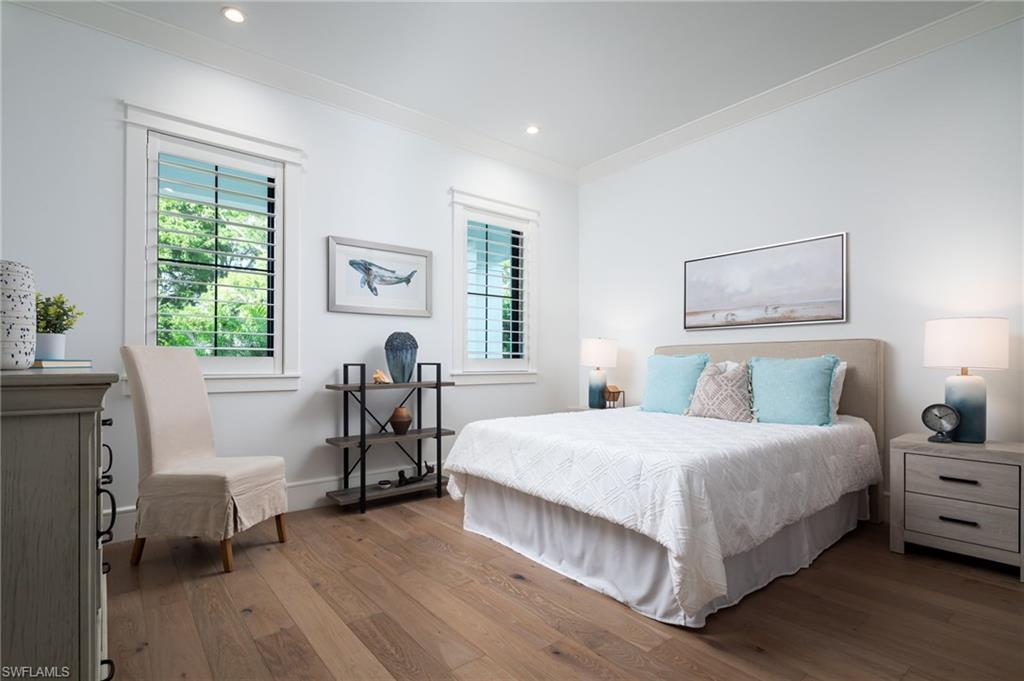 LAKE PARK - Residential