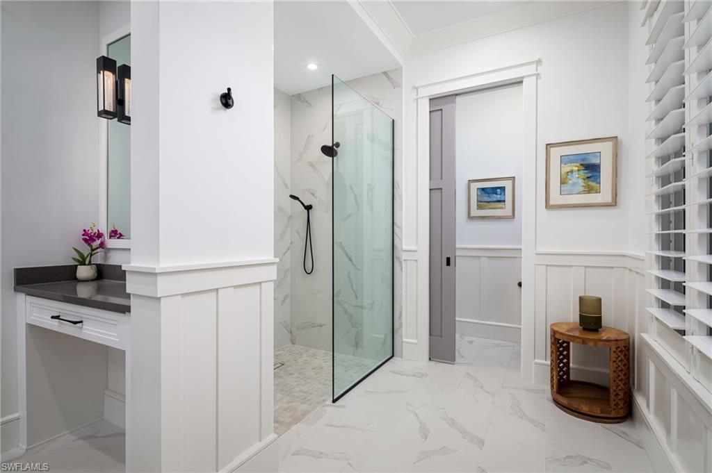 LAKE PARK - Residential