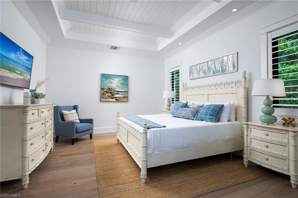 LAKE PARK - Residential