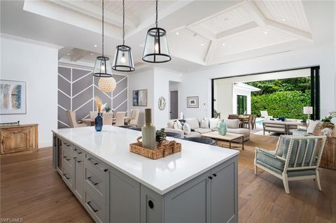 1064 13th ST N NAPLES FL 34102