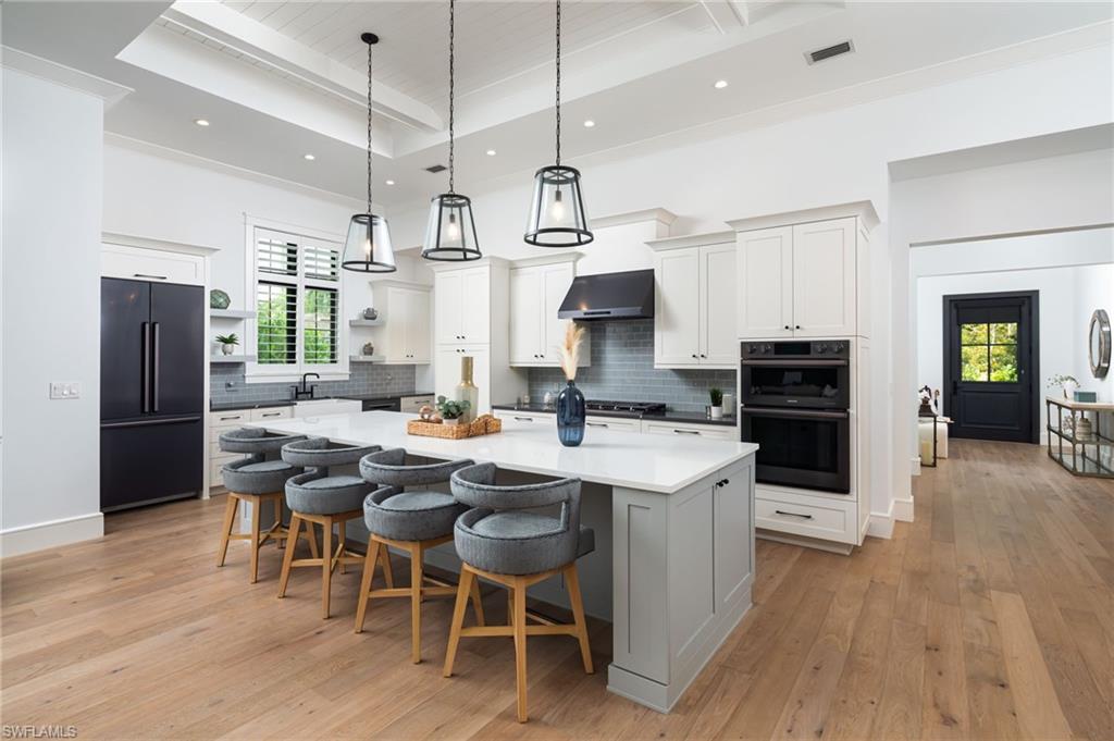 LAKE PARK - Residential