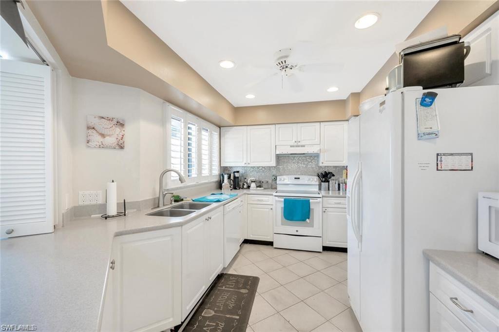 BEACHWALK VILLAS - Residential Lease