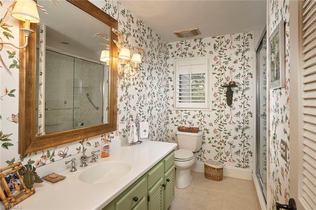 HIDEAWAY BEACH - Residential