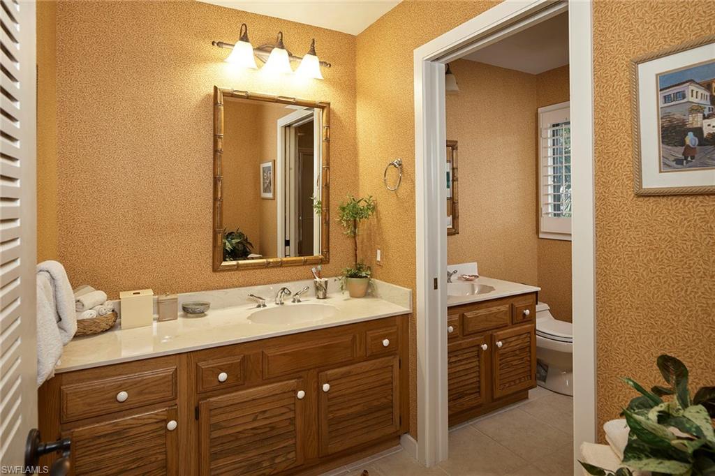 HIDEAWAY BEACH - Residential