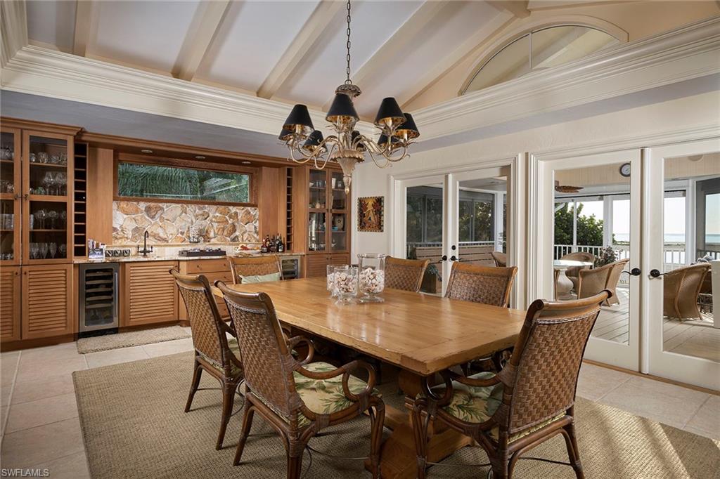 HIDEAWAY BEACH - Residential