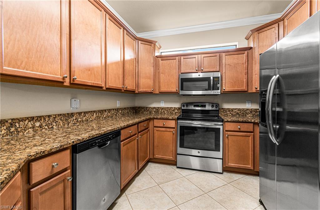 REFLECTION ISLES - Residential Lease