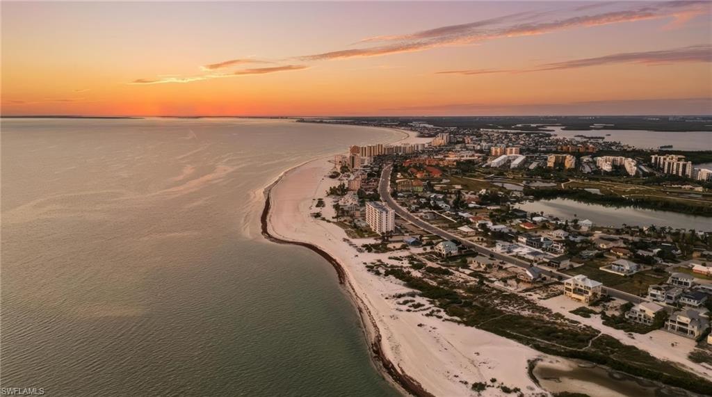 GRAND OLE MAN - Land