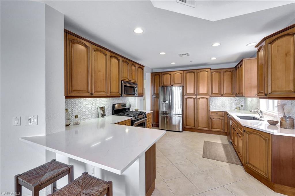 3695 Montreux LN 101