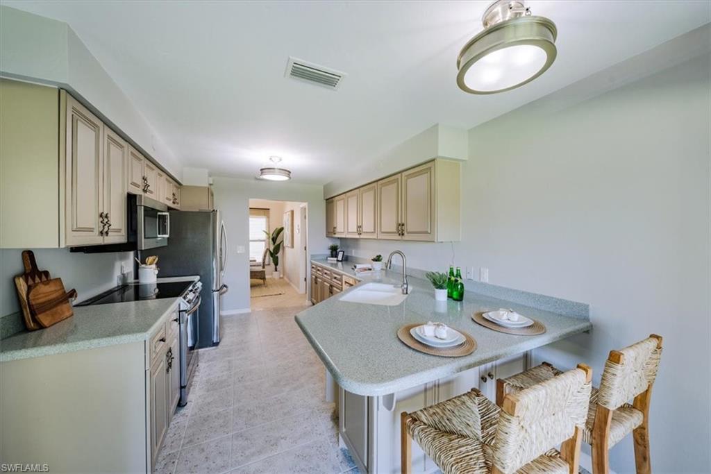 BEACHWALK HOMES - Residential