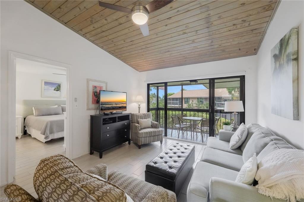 MARINER APTS MARCO ISLAND - Residential