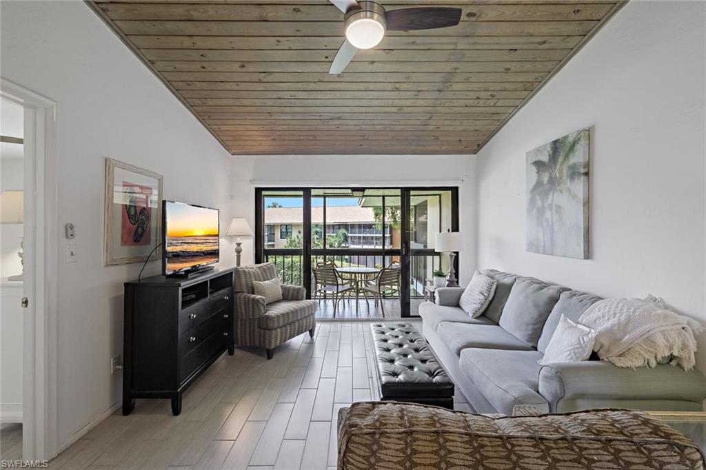 MARINER APTS MARCO ISLAND - Residential