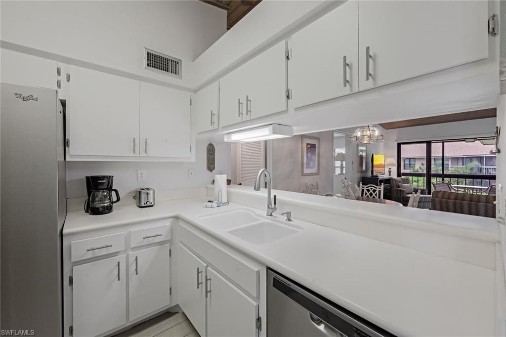 MARINER APTS MARCO ISLAND - Residential