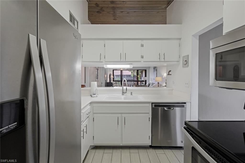 MARINER APTS MARCO ISLAND - Residential