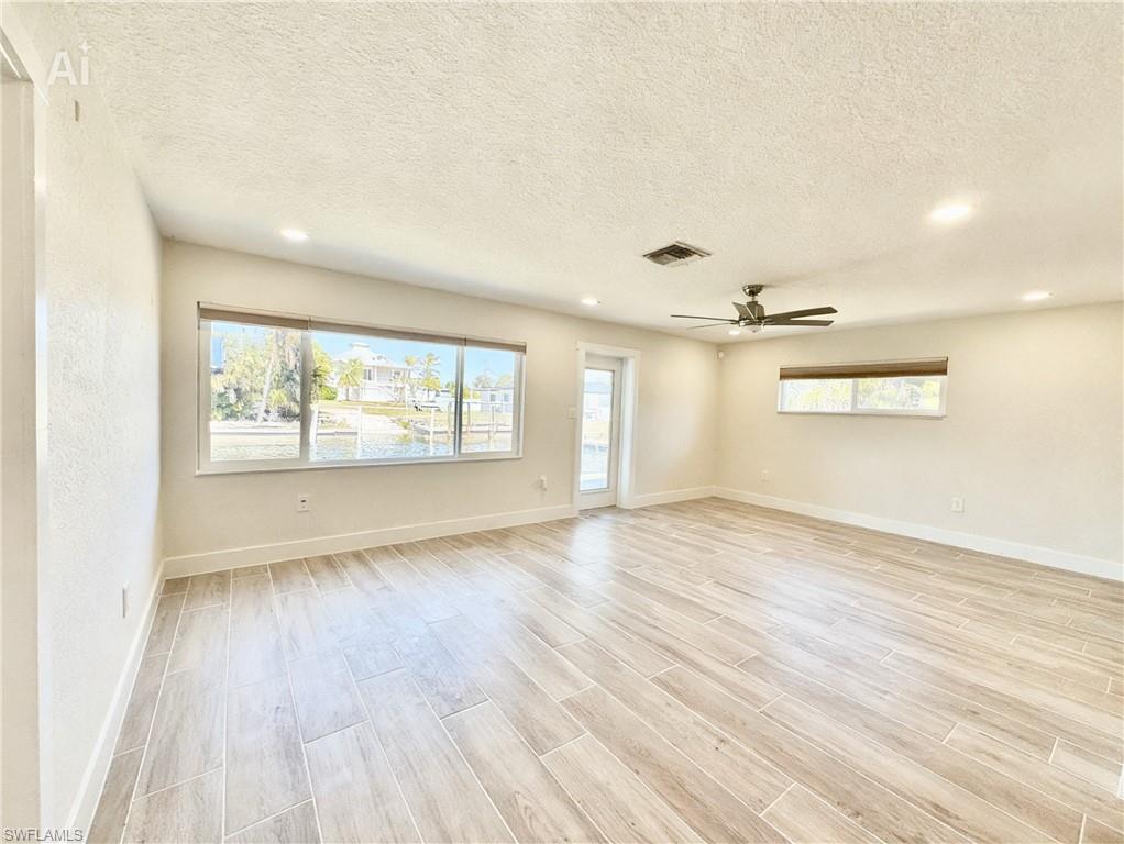 PIRATE HARBOR - Residential