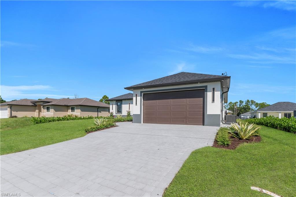 LEHIGH ACRES - Residential