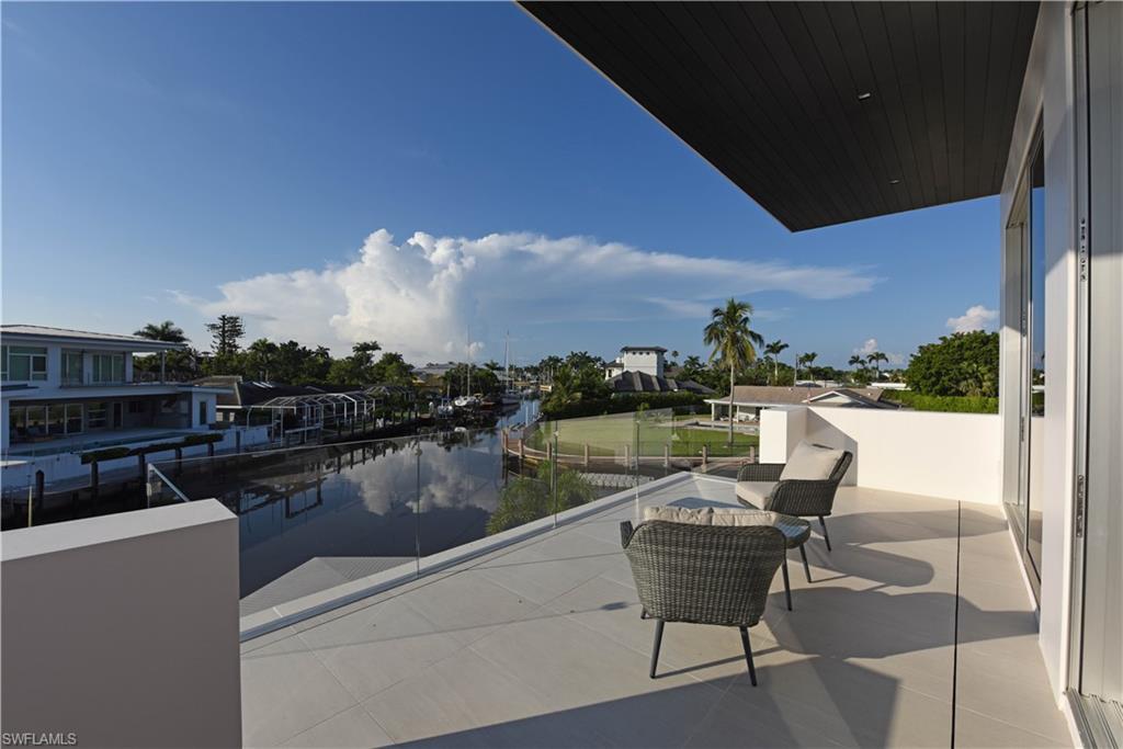 ROYAL HARBOR - Residential