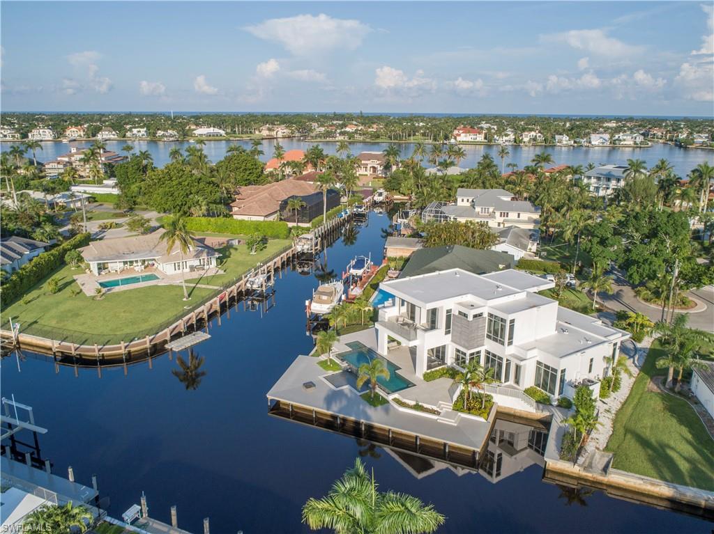 ROYAL HARBOR - Residential